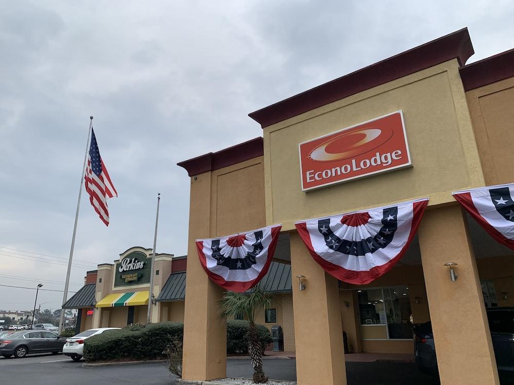 Econo Lodge Choice Hotels I 95 Savannah Gateway 24 Hour Fitness Center On Site Guest Laundry On Site Perkins Restaurant Georgetown Exterior photo