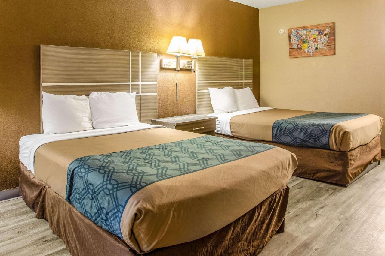 Econo Lodge Choice Hotels I 95 Savannah Gateway 24 Hour Fitness Center On Site Guest Laundry On Site Perkins Restaurant Georgetown Exterior photo
