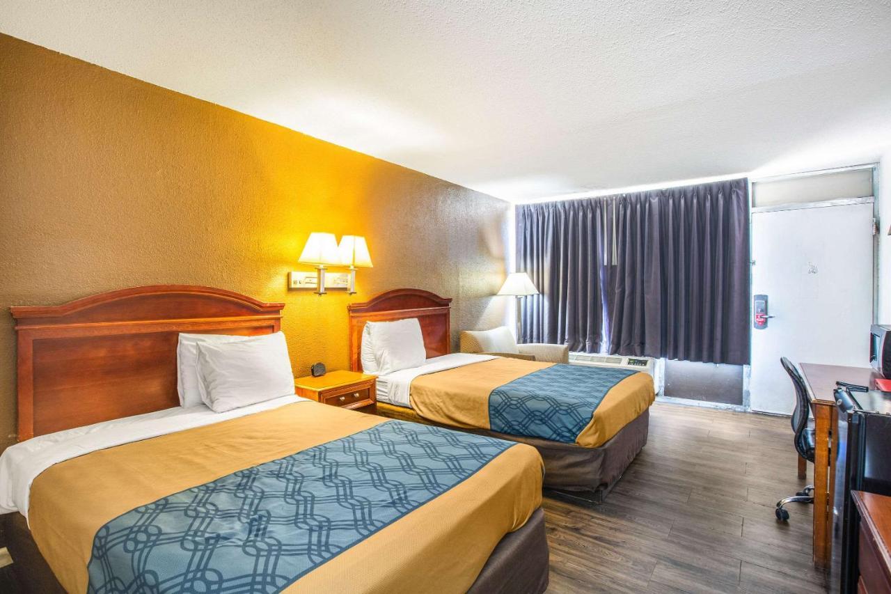 Econo Lodge Choice Hotels I 95 Savannah Gateway 24 Hour Fitness Center On Site Guest Laundry On Site Perkins Restaurant Georgetown Exterior photo