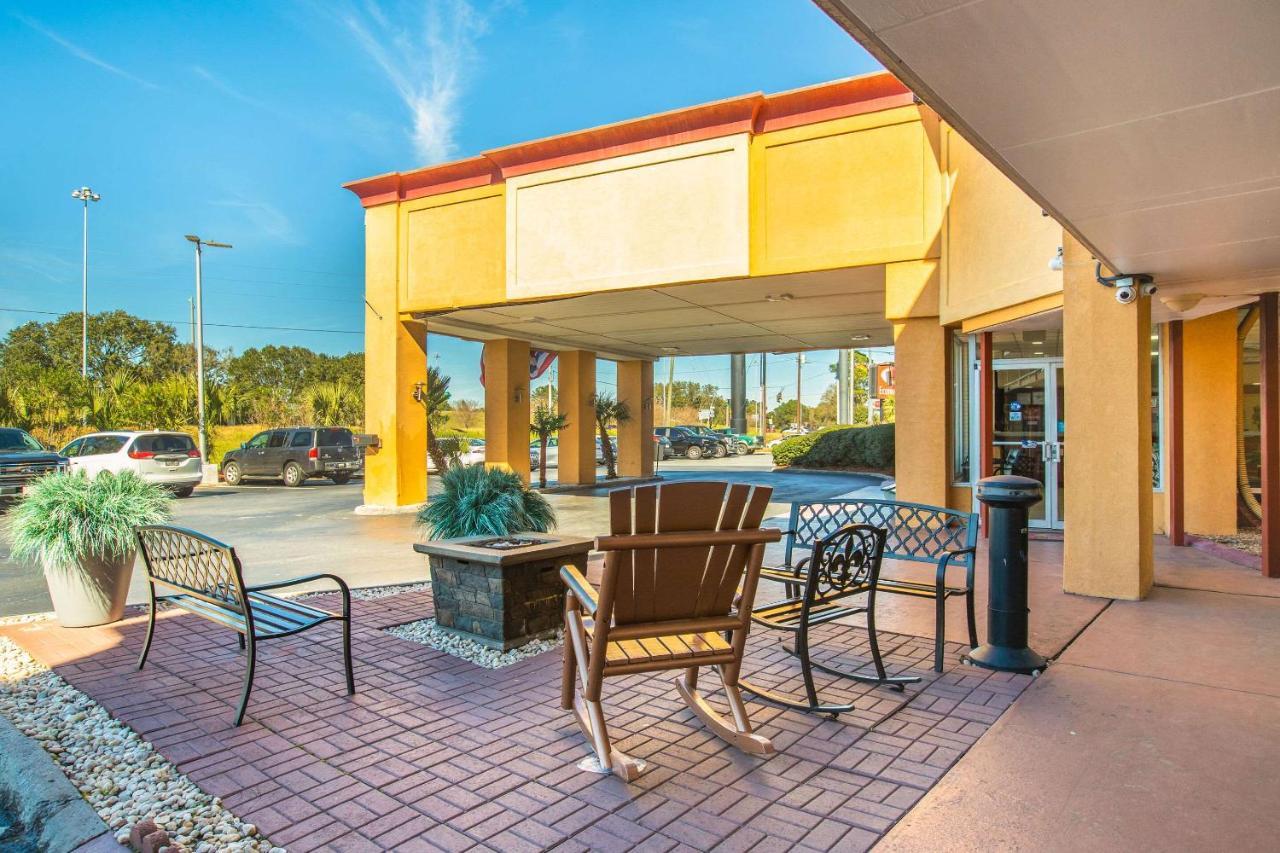 Econo Lodge Choice Hotels I 95 Savannah Gateway 24 Hour Fitness Center On Site Guest Laundry On Site Perkins Restaurant Georgetown Exterior photo