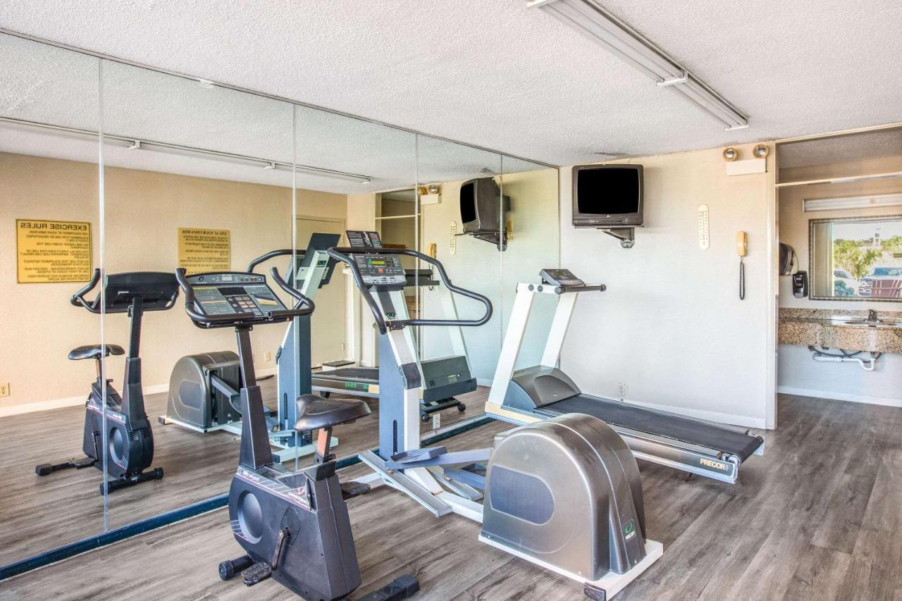 Econo Lodge Choice Hotels I 95 Savannah Gateway 24 Hour Fitness Center On Site Guest Laundry On Site Perkins Restaurant Georgetown Exterior photo