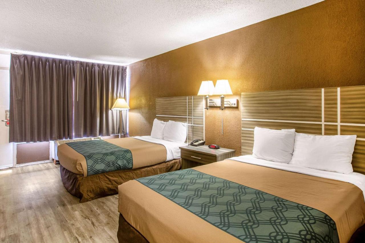 Econo Lodge Choice Hotels I 95 Savannah Gateway 24 Hour Fitness Center On Site Guest Laundry On Site Perkins Restaurant Georgetown Exterior photo