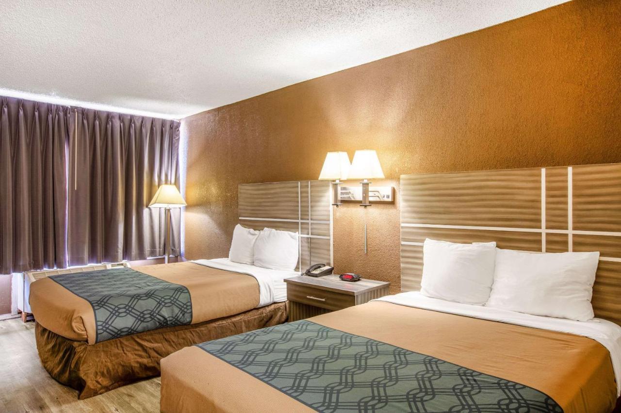 Econo Lodge Choice Hotels I 95 Savannah Gateway 24 Hour Fitness Center On Site Guest Laundry On Site Perkins Restaurant Georgetown Exterior photo