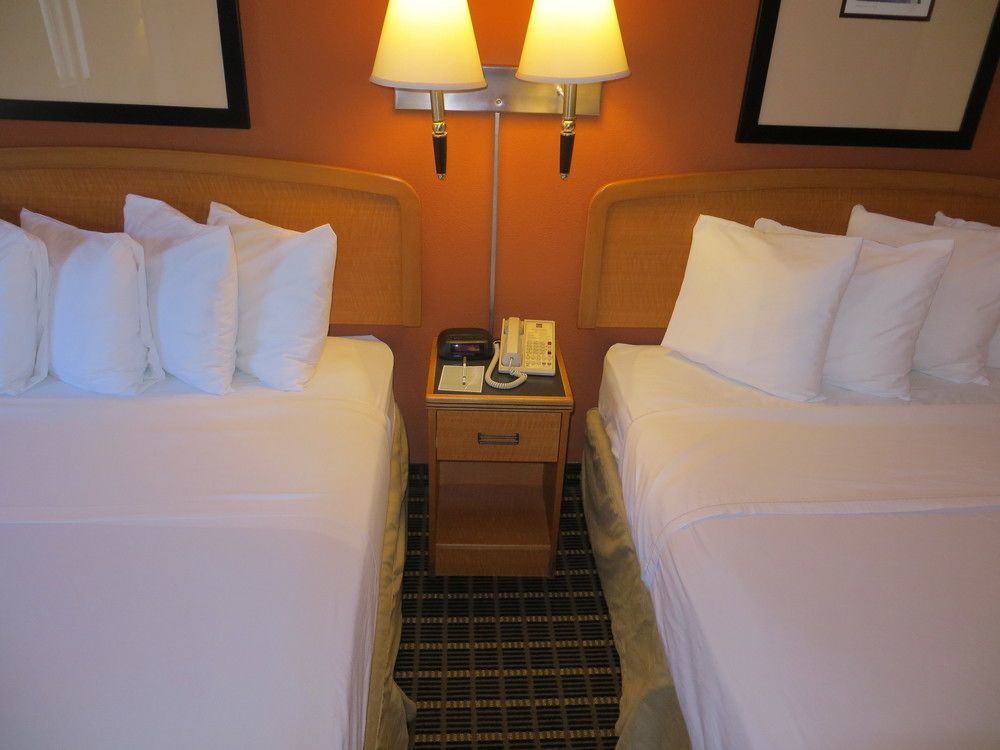 Econo Lodge Choice Hotels I 95 Savannah Gateway 24 Hour Fitness Center On Site Guest Laundry On Site Perkins Restaurant Georgetown Exterior photo