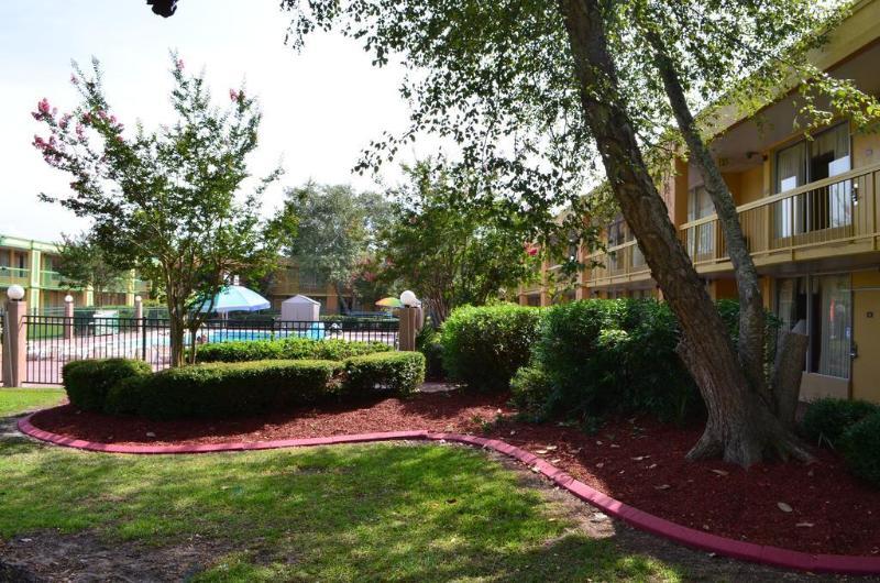 Econo Lodge Choice Hotels I 95 Savannah Gateway 24 Hour Fitness Center On Site Guest Laundry On Site Perkins Restaurant Georgetown Exterior photo